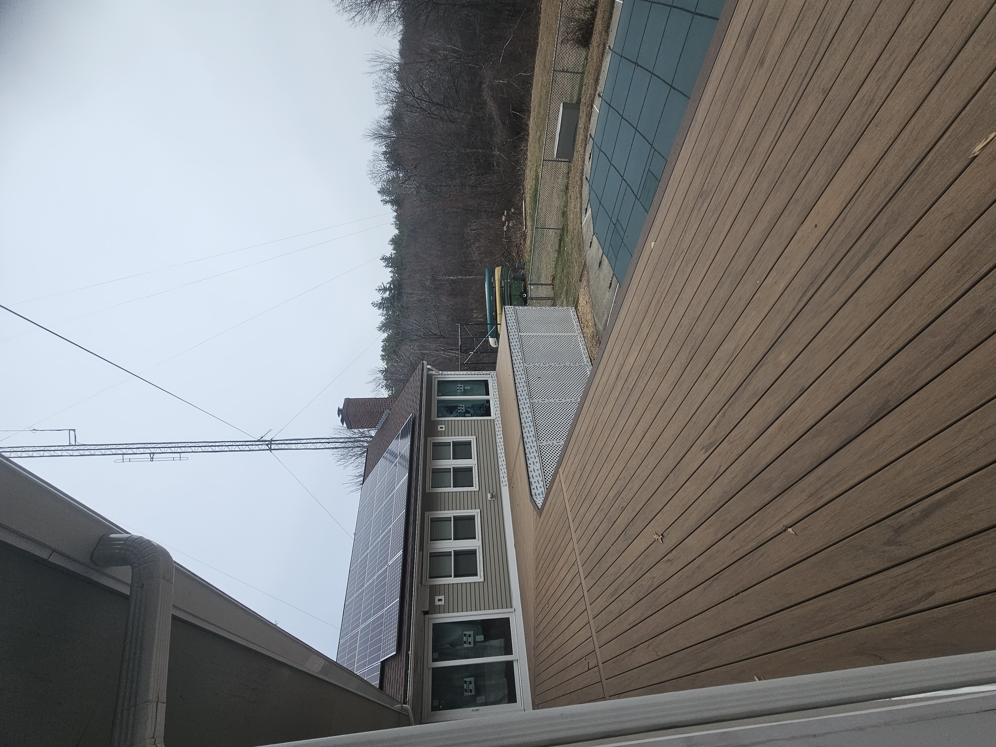 Beautiful custom deck with modern design and durable construction